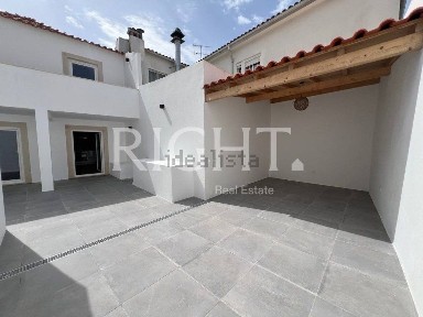 Apartamento T2 à venda em Cidade de Santarém