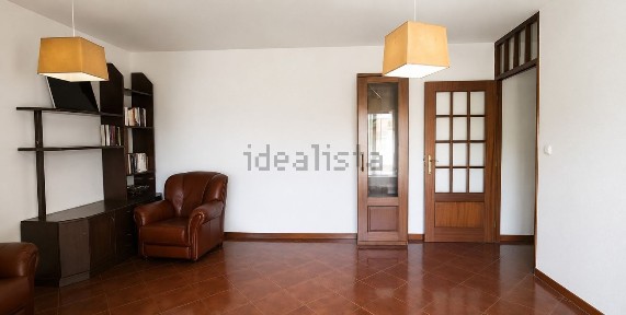Apartamento T3 à venda na Rua José Raimundo Ribeiro, 8