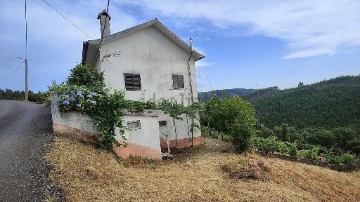 Moradia independente à venda em Pampilhosa da Serra