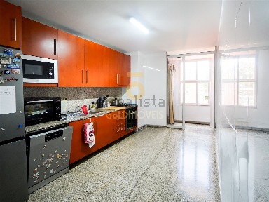 Apartamento T2 à venda em Milheirós