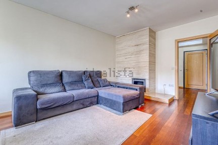 Apartamento T3 à venda na Avenida Gil Vicente