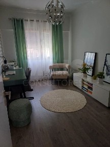 Apartamento T3 à venda na Rua do Rosmaninho