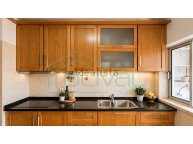 Apartamento T3 à venda em Samora Correia