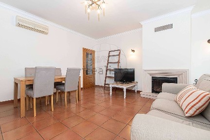 Apartamento T2 à venda na Rua Alexandre Herculano