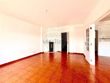 Apartamento T4 à venda em Nossa Senhora de Fátima