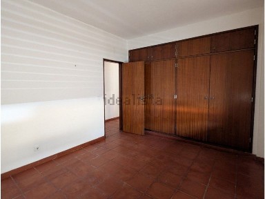 Apartamento T2 à venda em São Vicente - São João - Alferrarede
