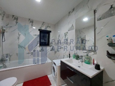 Apartamento T3 à venda em Nossa Senhora de Fátima