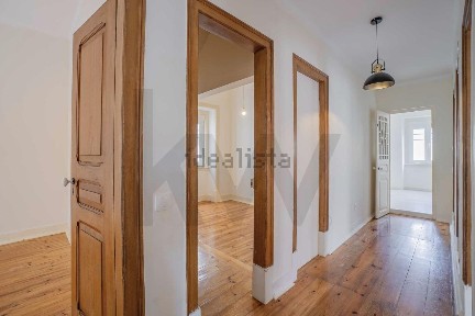 Apartamento T3 à venda na Rua Fernão Teles de Meneses s/n