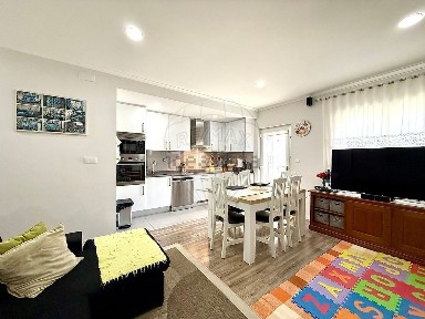 Apartamento T3 à venda em São João Baptista