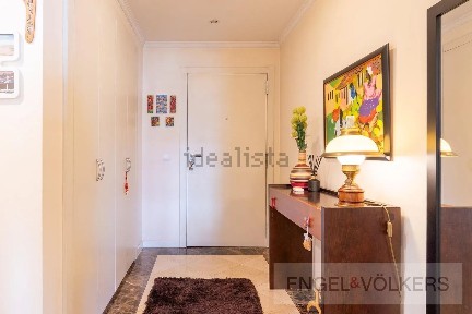 Apartamento T2 à venda na Bessa Leite