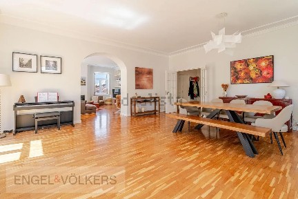 Apartamento T4 à venda na Foz Velha