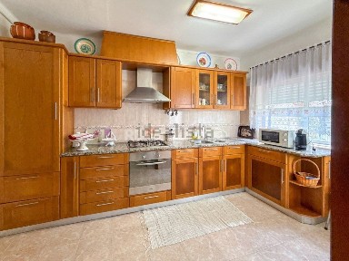 Apartamento T2 à venda na Rua Doutor Eugénio Viana de Lemos