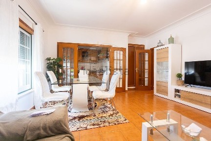 Apartamento T2 à venda na Rua das Areias