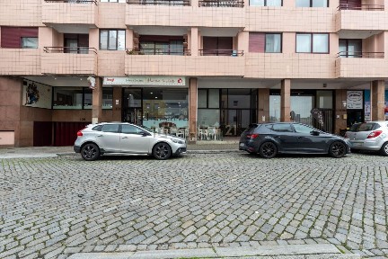 Apartamento T2 à venda na Travessa Condominhas, 114