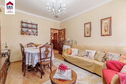 Apartamento T2 à venda na Rua José Teixeira Barreto