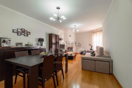 Apartamento T2 à venda em Campo