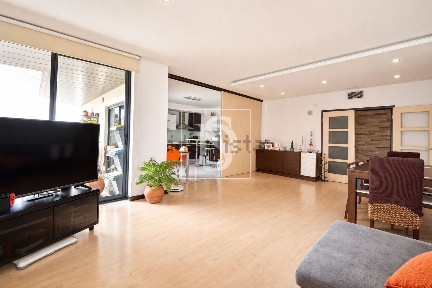 Apartamento T4 à venda em Nossa Senhora de Fátima