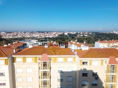 Apartamento T2 à venda na Rua Florentino Pereira Mota s/n