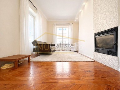 Apartamento T2 à venda na Avenida Norton de Matos
