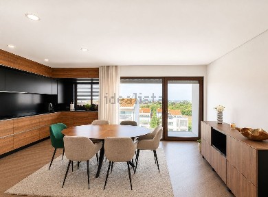 Apartamento T2 à venda na Rua Agente Paulo Alves