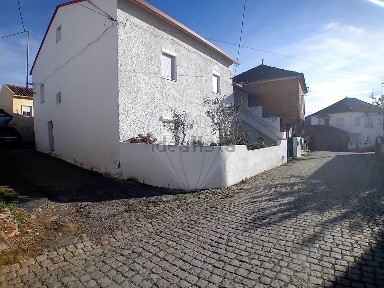 Apartamento T2 à venda em Cardigos