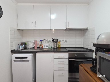Apartamento T1 à venda na Rua General Humberto Delgado