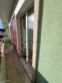 Apartamento T2 à venda na Rua Dona Aurora de Macedo
