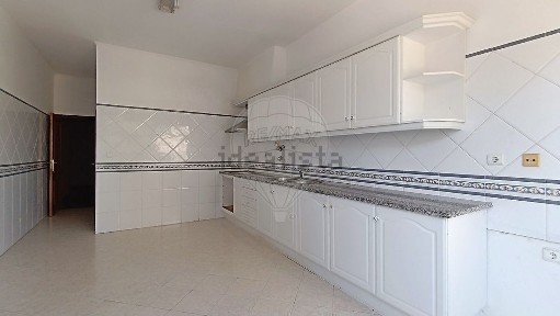 Apartamento T3 à venda em Cidade de Santarém