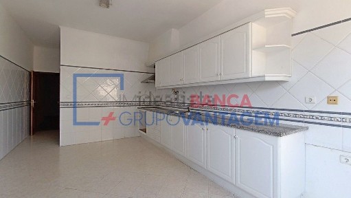 Apartamento T3 à venda em Cidade de Santarém