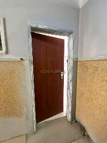 Apartamento T1 à venda no Largo de Santa Cruz, 4