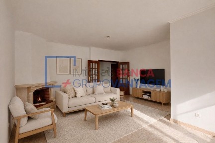 Apartamento T4 à venda em Cidade de Santarém