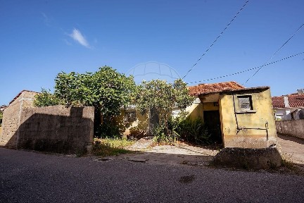 Sebal e Belide, Rua Casal