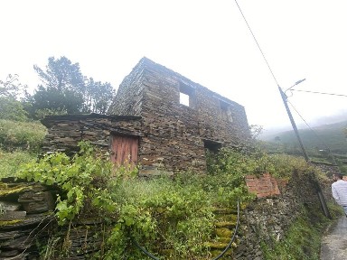 Casa ou moradia à venda em Benfeita