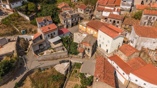 Lorvão, Rua Fonte, 23