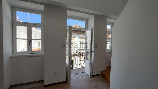 Arrendamento de duplex na Santa Maria Maior