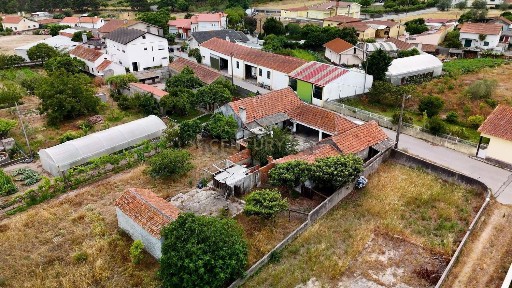 Moradia independente à venda em Moinhos da Gândara