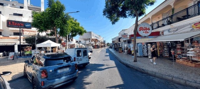 Apartamento T2 à venda na Avenida Sá Carneiro
