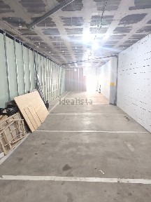 Arrendamento de armazém no Beco dos Viveiros s/n