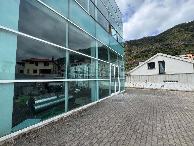 Arrendamento de armazém em Machico