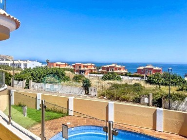 Arrendamento de moradia independente na Praia da Luz