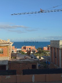 Arrendamento de moradia independente na Rua Inês da Conceição Conde
