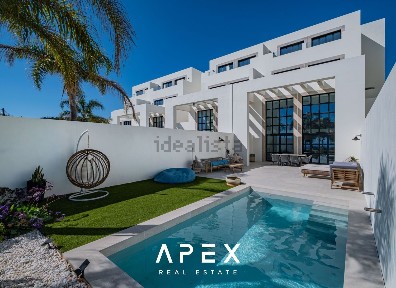 Arrendamento de moradia geminada em santa barbara de nexe s/n