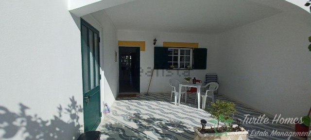 Arrendamento de moradia em banda na Rua Duque de Terceira s/n