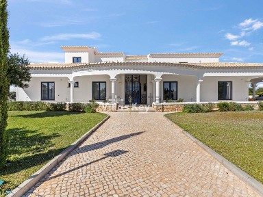 Arrendamento de moradia independente na Vila de Estômbar - Fontes