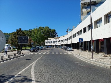 Espaço comercial à venda na Avenida Cidade de Maringá