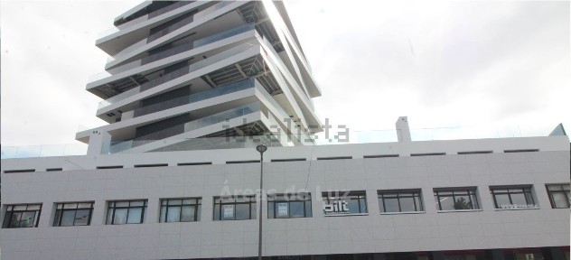 Espaço comercial à venda na Avenida Cidade de Maringá s/n