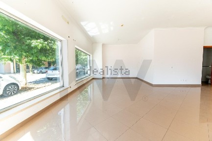 Espaço comercial à venda em Avelar