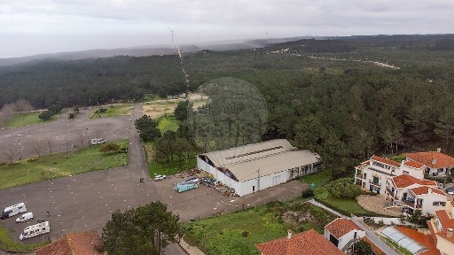 Armazém à venda em Nazaré