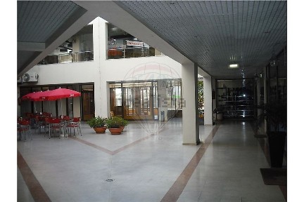 Espaço comercial à venda na Rua dos Bastos