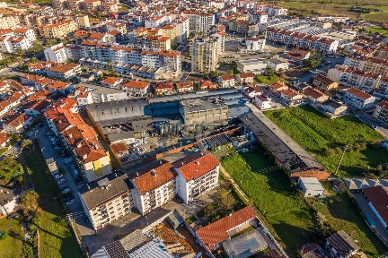 Armazém à venda na Rua da Pilada, 13